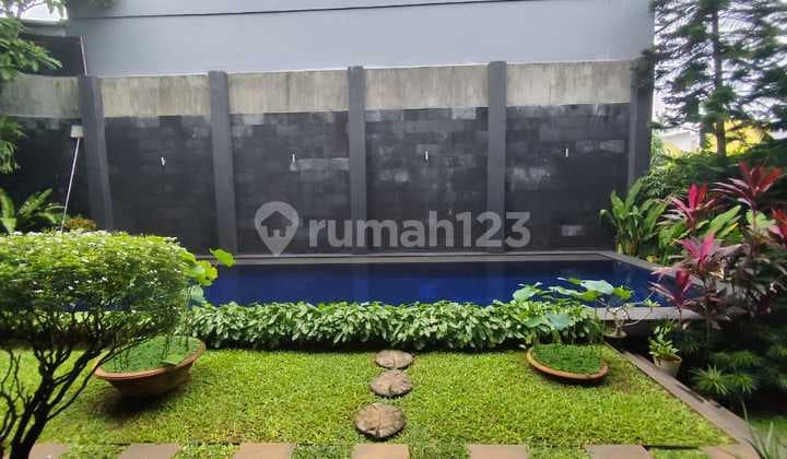 Rumah Mewah di Pondok Indah, Jakarta Selatan Luas Tanah 636M2