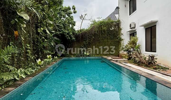 Kemang Ampera House, South Jakarta Near TB Simatupang Toll Road