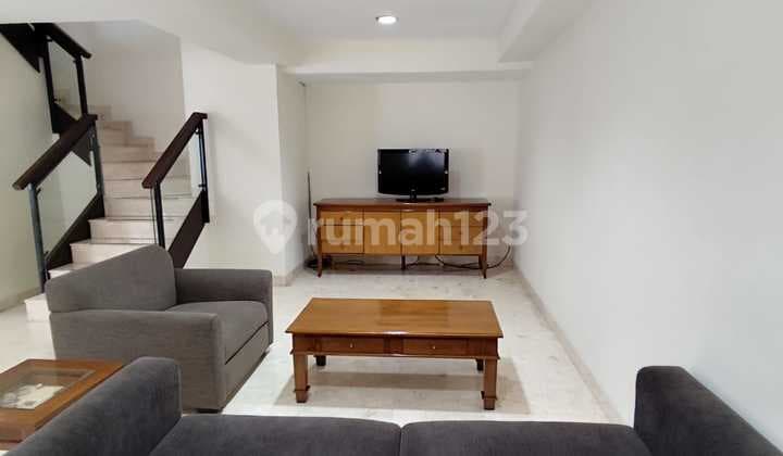 Apartemen Bona Vista Lebak Bulus, Jakarta Selatan 3Br Furnished