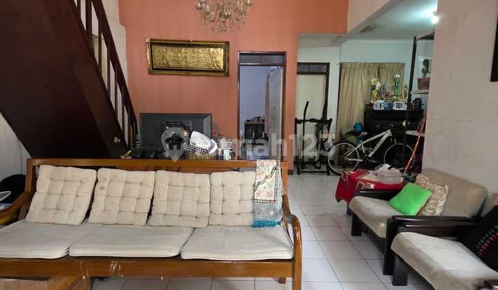 Rumah Semi Furnished Cinere, Depok SHM