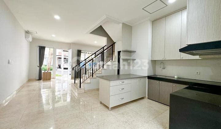 Rumah di River Valley Residence Lebak Bulus Jakarta Selatan