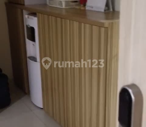 Dijual Cepat Apartemen 2BR 56 m² Orange County Lippo Cikarang 900 Juta!