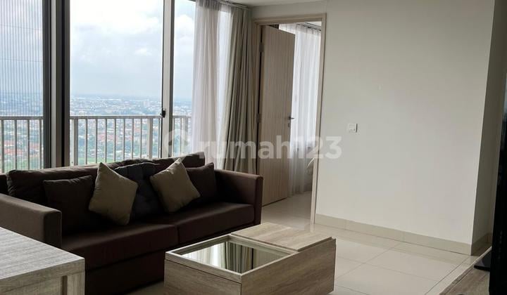 Disewakan Apartemen 3Br Full Furnish Lantai 25 di Orange County Lippo Cikarang - Luas 96M² Siap Huni!
