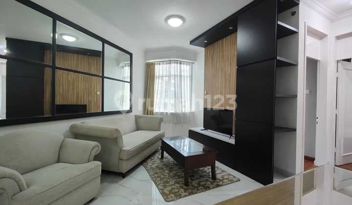 Sewa Apartemen Full Furnished di Lippo Cikarang, Tinggal Masuk! Dekat Akses Tol, Berada di Pusat Kota