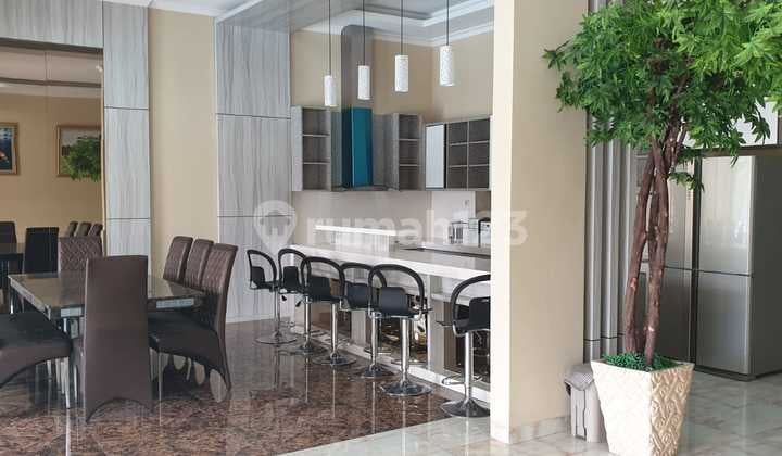 Disewakan Rumah Mewah dengan Private Pool - Cluster Vassa Terrace Lippo Cikarang