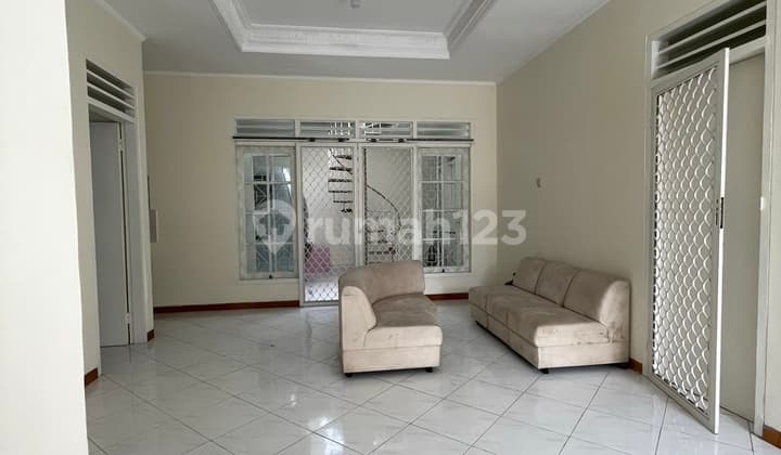 Rumah Siap Huni 1 Lantai Sutorejo Hook Surabaya Timur