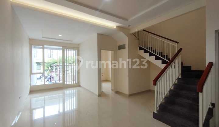 Rumah Baru Modern Minimalis Siap Huni Dekat Galaxy Mall Surabaya Timur
