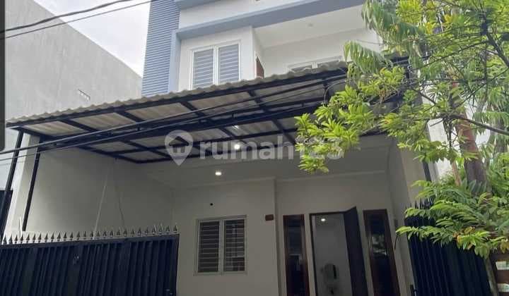 Rumah Bagus 4 Lantai di Sunter Jakut