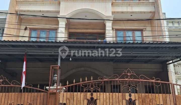 Turun Harga Jual Rumah Bagus 3 1/2 Lantai di Sunter