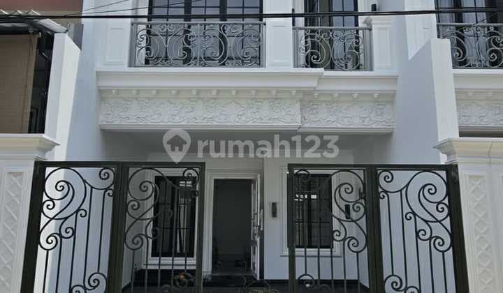 Rumah American Classic Brand New di Sunter