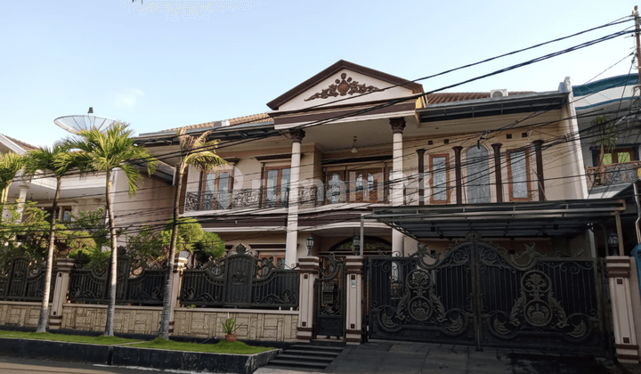 Rumah Mewah Bagus 2 Lantai di Sunter