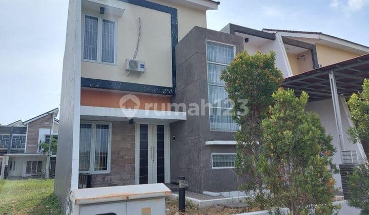 Rumah di La Diva Green Hill