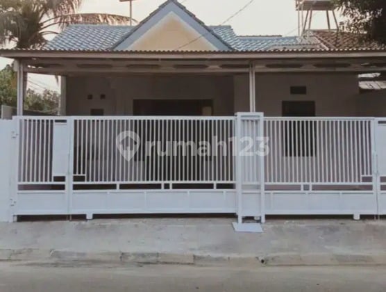 Cocok Usaha! Rumah SHM Duta Bintaro Lokasi Emas