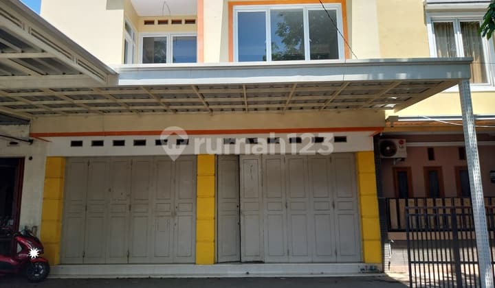 Ruang Usaha 2 Lantai di Area Strategis untuk Kantor/ Bisnis