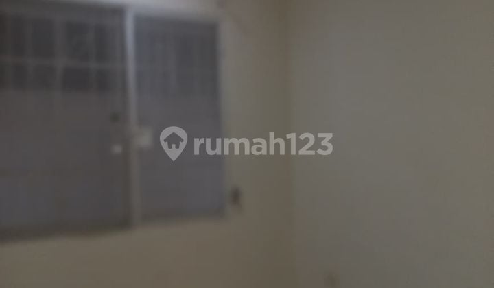 Disewakan Rumah Green Lake City West Europe 6X15 Unit Terbatas