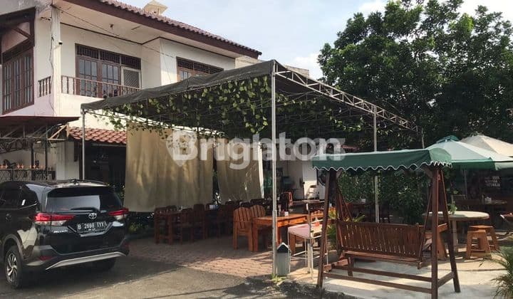 Rumah di pinggir jalan raya petukangan utara, pesanggrahan, jakarta selatan
