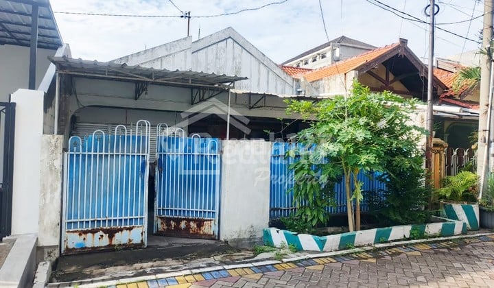 Rumah di Bratang Binangun , Gubeng Surabaya De 7412