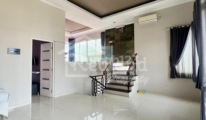 Rumah di Graha Taman Pelangi , Bsb City Semarang ( De 7787S )