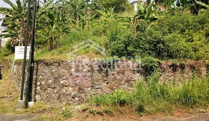 Tanah di Bukit Sari , Semarang De 5348