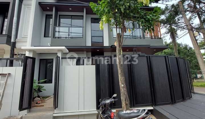 Hook House Griya Loka BSD 4 Bedrooms Exclusive Design