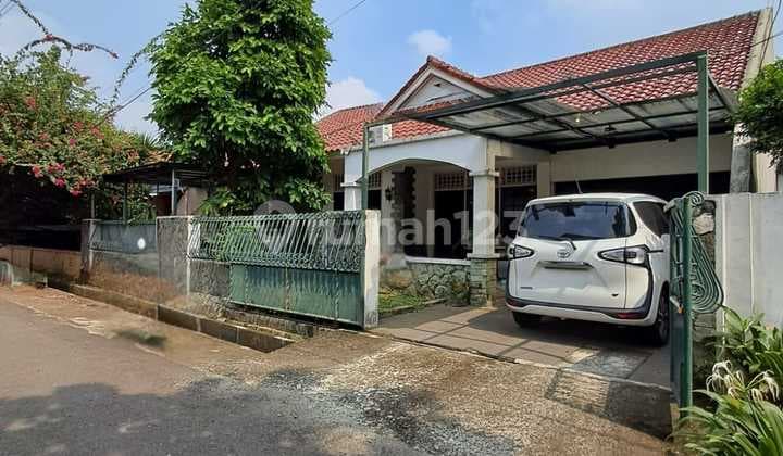 Easy Access Land Calculation House Near Gandaria City