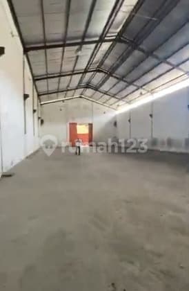 Gudang an Ocean Park di Jl. Raya Prancis Dadap Desa Kosambi Timur Tangerang