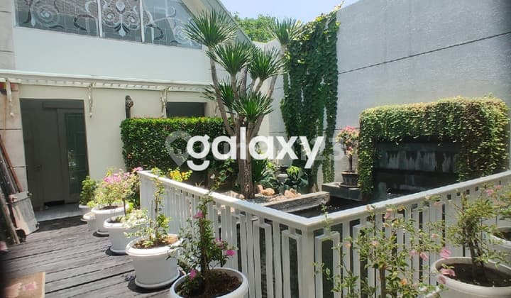 Rumah Cantik Komersil Pusat Kota Surabaya Full Furnished