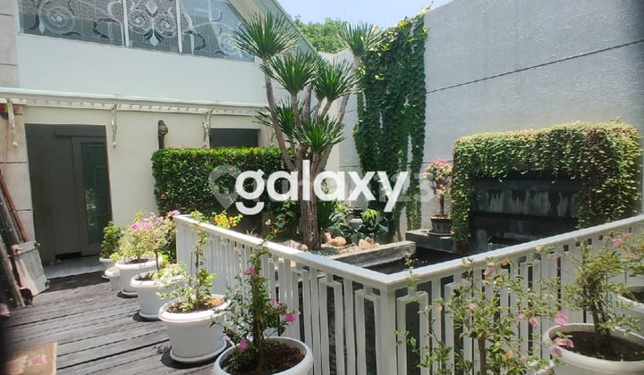 Rumah Cantik Komersil Pusat Kota Surabaya Full Furnished