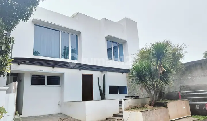 Luxurious Home at Bukit Golf, Just Steps from the Toll Gate