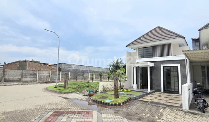 Jual Rumah Cantik Mewah Full Renovasi Siap Huni