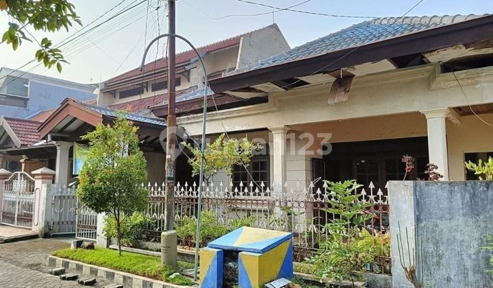 Jual Rumah Siap Huni Semi Furnished Lt 240
