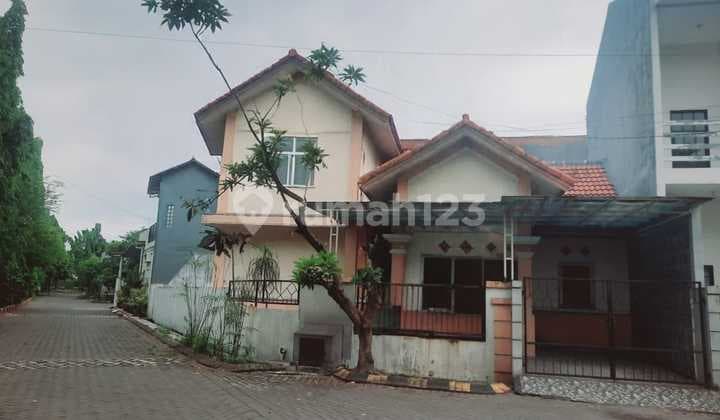 For Sale Ready-to-Live Hook House, Land Area 184, Taman Pondok Jati Housing Complex