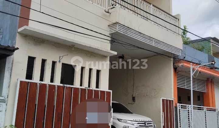 Jual Rumah Harga Ambyar 2Lantai