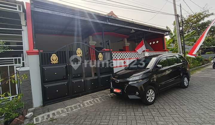 Dijual Rumah Turun Harga, Siap Huni Luas Tanah 200 Rungkut