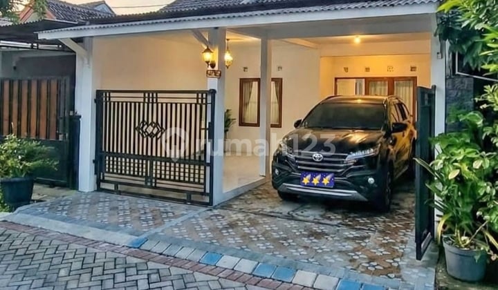Jual Rumah Murah Pool Full Renovasi Siap Huni