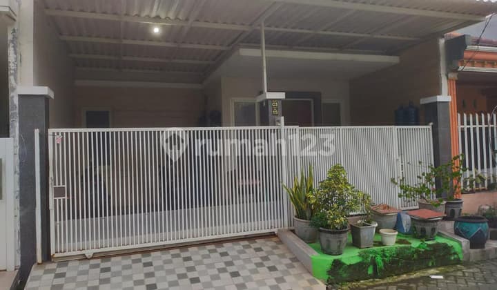 Jual Cepat Rumah 1.5Lantai Full Renovasi Siap Huni