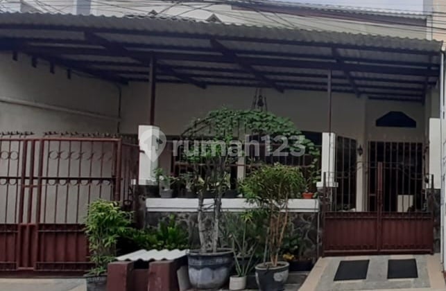 Rumah Siap Huni di Jl. Sutorejo Selatan IX No.1, Dukuh Sutorejo, Mulyorejo, Kota Surabaya, Jawa Timur, Indonesia, 60113, Sutorejo
