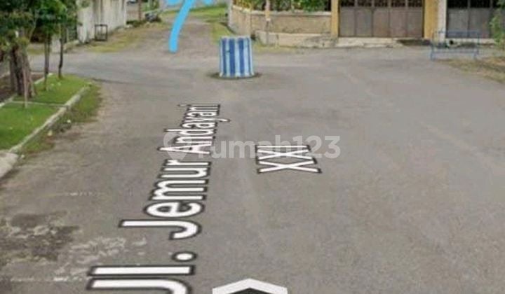 Suitable Land for Business Suitable Land for Business