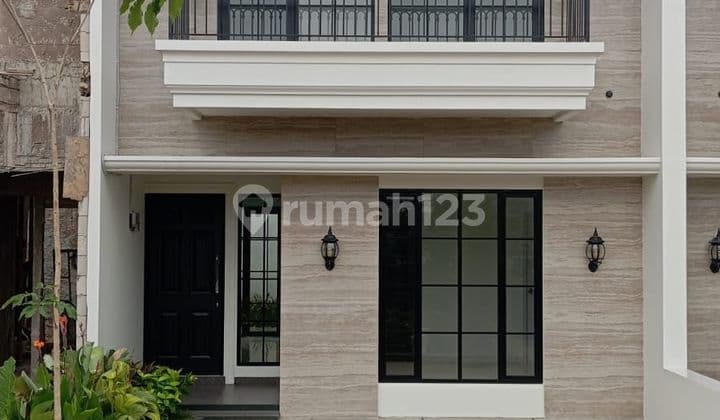 Di Jual Rumah Eropa Classic Baru 2 Lantai Strategis Siap Huni Di Jatiwaringin Bekasi