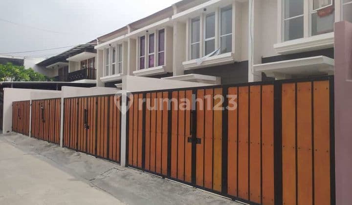 Rumah Di Jual Minimalis Jatiwaringin Suap Huni Tinggal 3 Unit