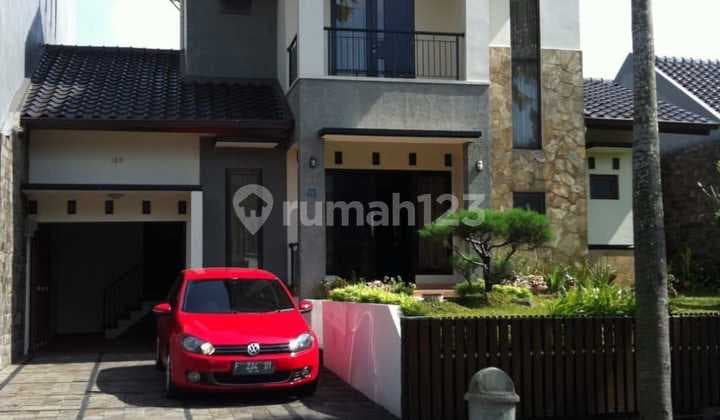 Dijual Rumah Siap Huni Bagus 2 Lantai Harga Terbaik Nyaman Bebas Banjir Strategis di Nirwana Residence Bogor