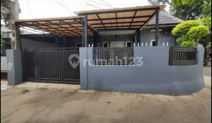 Di Jual Rumah Bagus Teduh 2 Lantai Strategis Bebas Banjir Harga Terbaik di Jatibening Bekasi