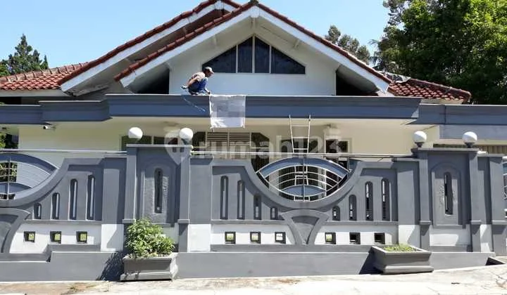 For Rent House Suitable for Office/Business