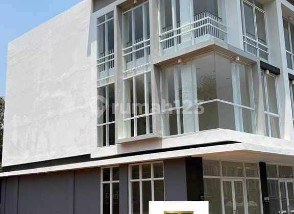 Disewakan Ruko Baru Posisi Hook 3 Lantai Cbd Citra Grand Cibubur