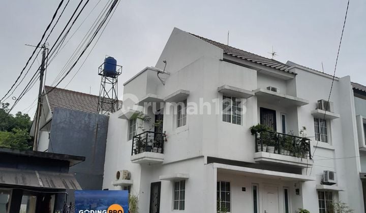 Dijual Rumah Hook 2 Lantai Di Raffles Hills Cibubur