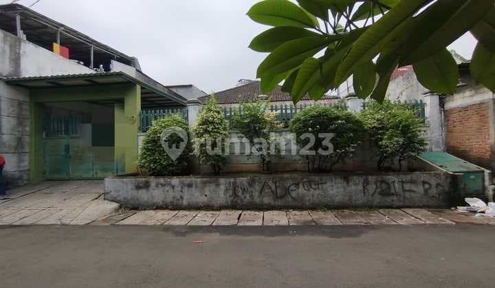 Rumah Asri Dijual Cepat di Kebon Jeruk Jakarta Barat