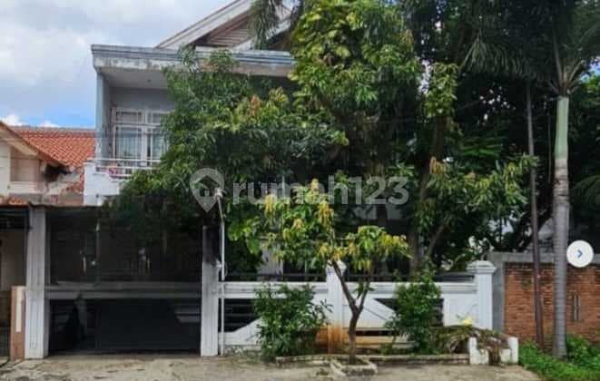 Petukangan - Rumah 2 Lantai 198 M² di Pesanggrahan Jakarta Selatan