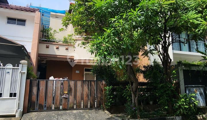 Kembangan - Cash Only Rumah 2 Lantai 144 M²