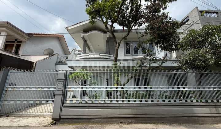 Regol - Rumah 2 Lantai 280 M² di Regol Bandung
