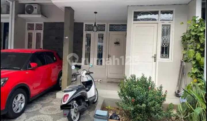 Dijual Rumah Lokasi Strategis Di Cijantung Jakarta Timur